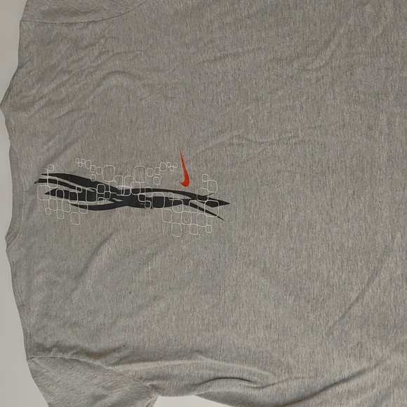 Nike tshirt - Picture 6 of 6